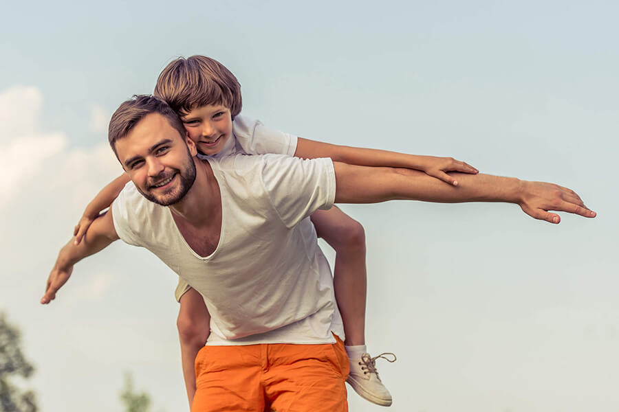 Earn Qantas or flybuys Points on your rental* Earn Qantas or flybuys Points on your rental*
